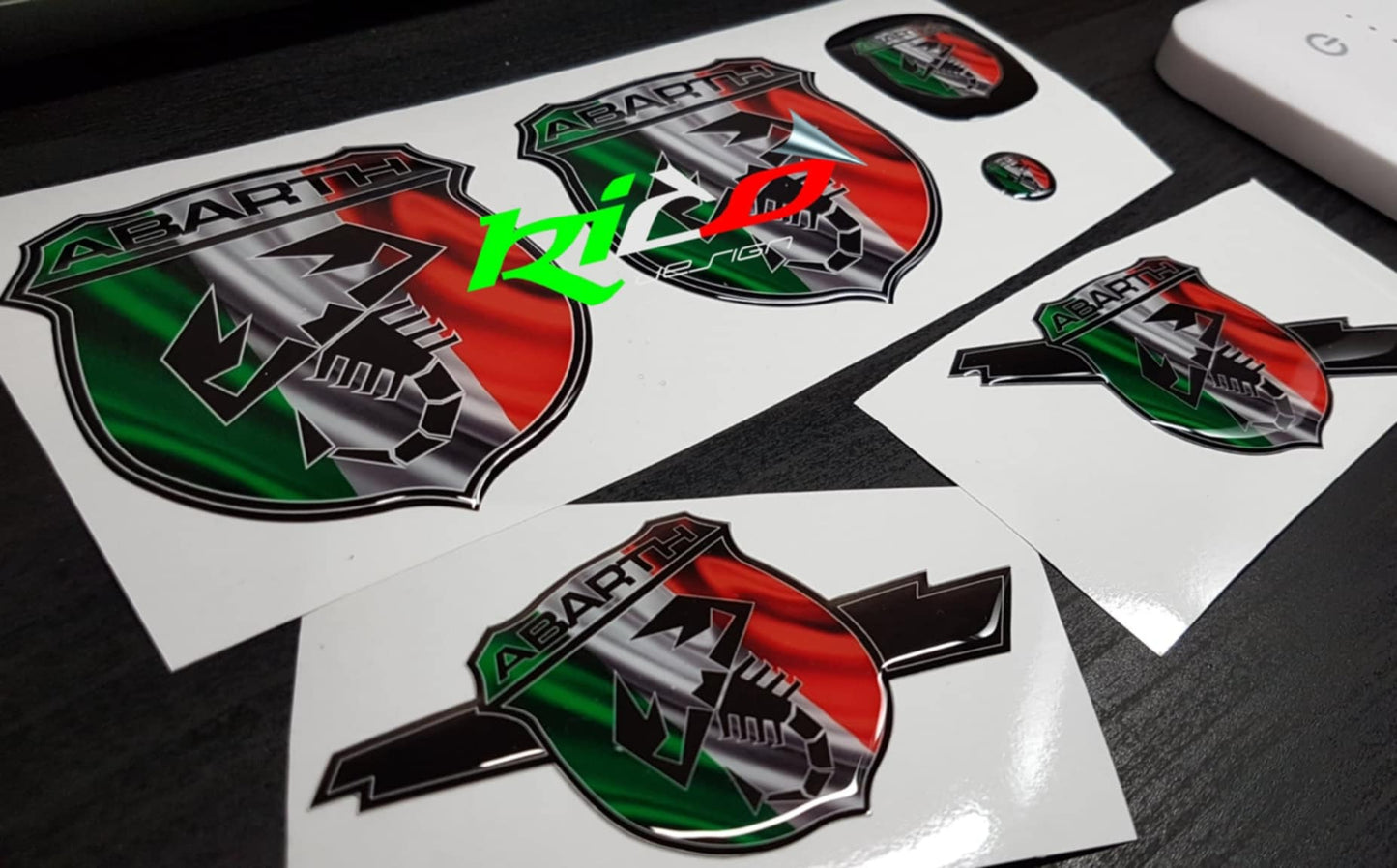 ADESIVI LOGHI ABARTH 500 595 695