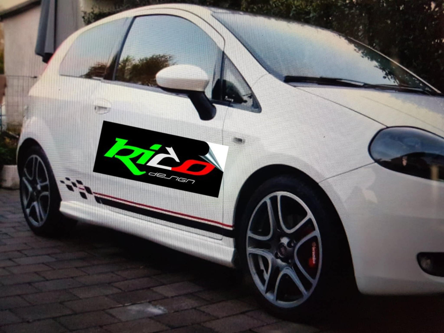 STRICIA LATERALE PER FIAT GRANDE PUNTO/ EVO/ABARTH