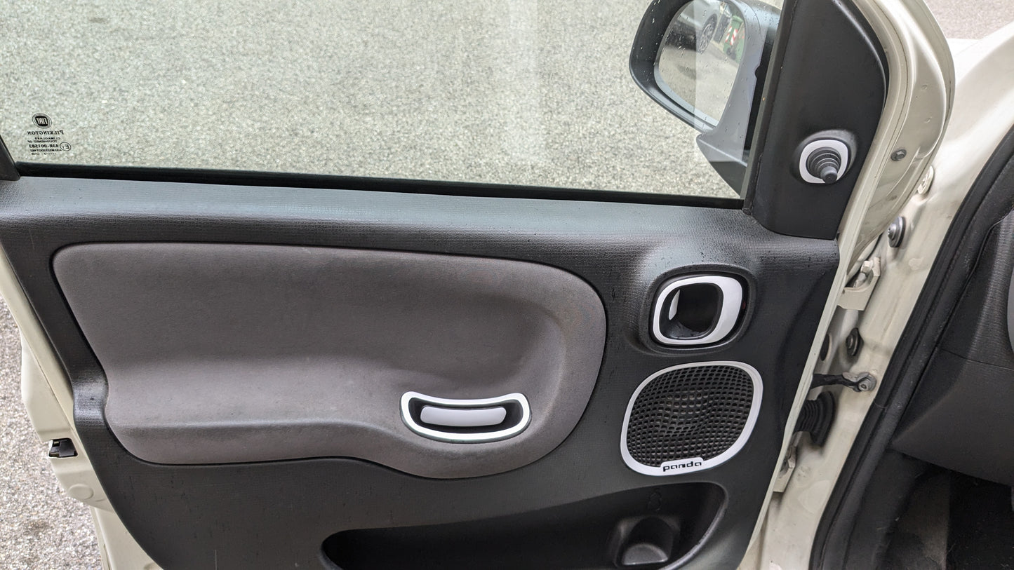 🔊🚗 ADESIVI CASSE – FIAT PANDA STYLE! 🚗🔊